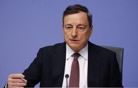 UK-ECB-POLICY-DRAGHI-RATES:Draghi says ECB rates to remain low or lower