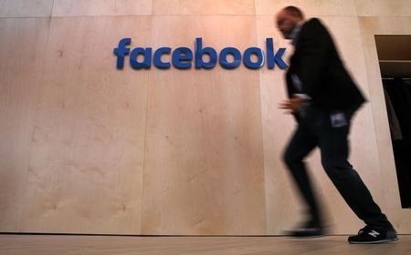 US-FACEBOOK-GERMANY-DATAPROTECTION:German cartel office probes Facebook for market power abuse