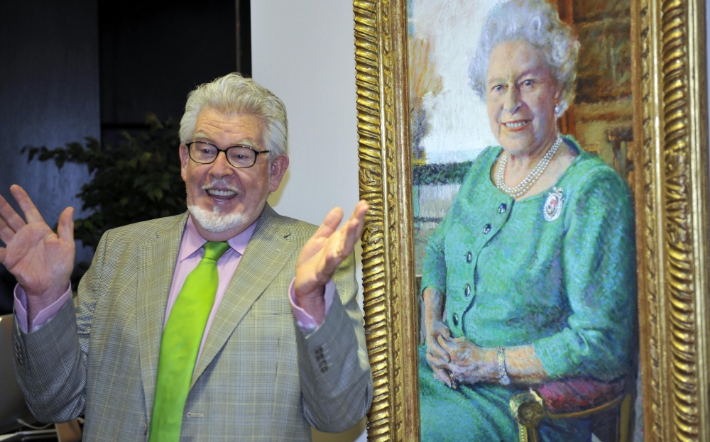 Harris painted the Queen's portrait in 2005