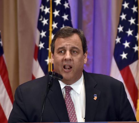 New Jersey newspapers call for Chris Christie to resign