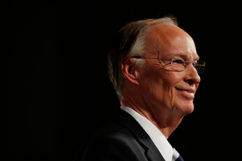 Ex-Police Official Says He Heard a Horny Recording of Alabama Governor and Top Advisor