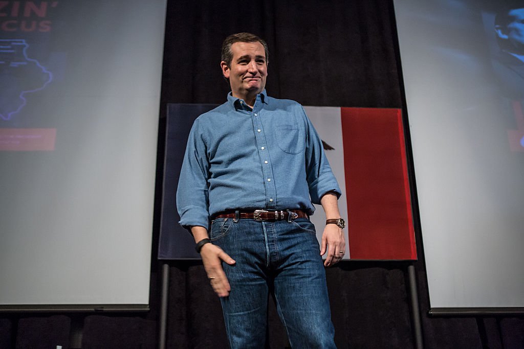 AMES IA- JANUARY 30 Republican presidential candidate Sen. Ted Cruz speaks at a campaign event at the Gateway Hotel