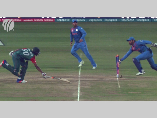 India's famous run out in T20Is. Dhoni catches Rahman short of his crease in World T20