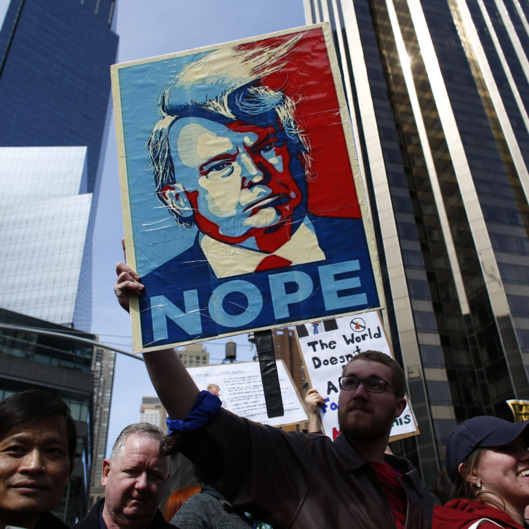 TOPSHOT-US-VOTE-REPUBLICAN-TRUMP-PROTEST