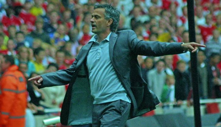 EPL News Jose Mourinho & Louis Van Gaal Could Work Together In Manchester United