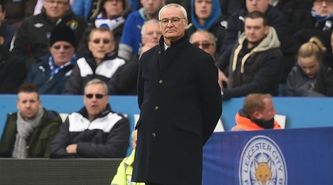 Leicester City manager Claudio Ranieri watches from the touchline during the English Premier League football match between Leicester City and Norwich City at King Power Stadium in Leicester central England