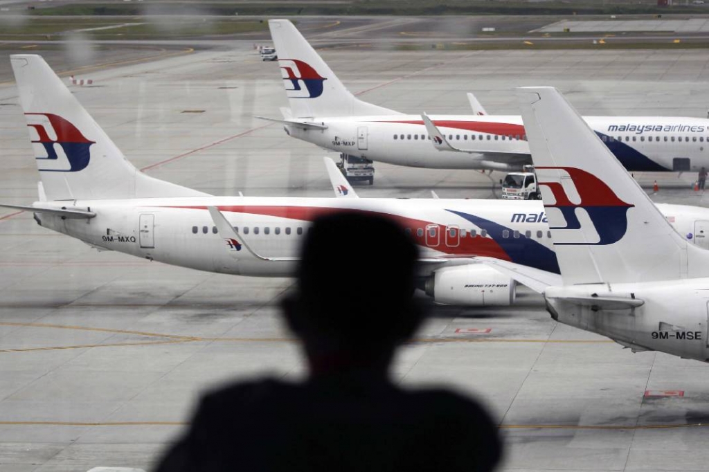 AP interview: man finds possible Malaysian plane debris