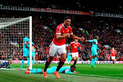 Manchester United's Anthony Martial celebrates his equalisier