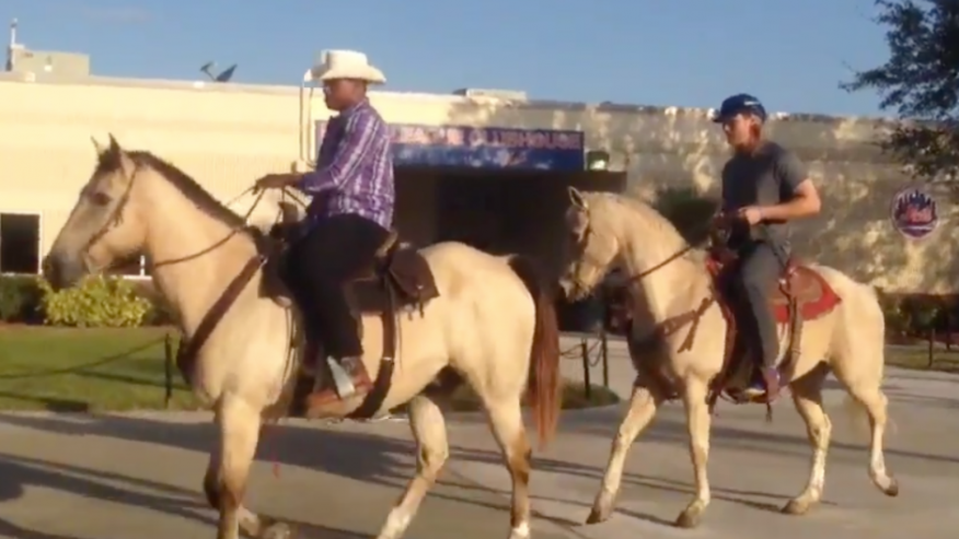 Yoenis Cespedes attends county fair, appears to have purchased pig