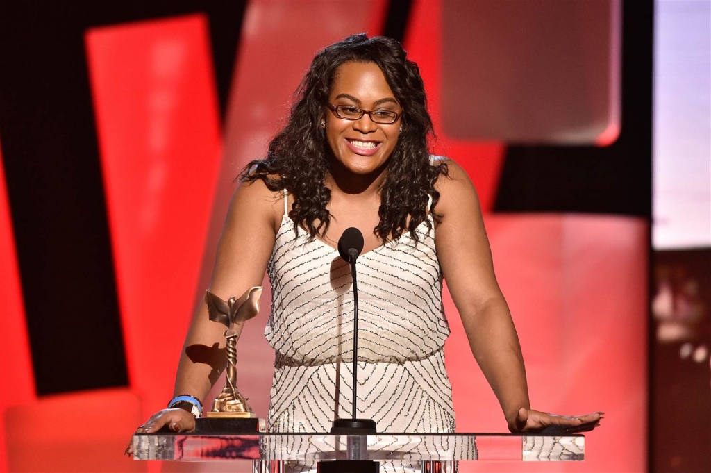 Mya Taylor poses with the award for best supporting female for “Tangerine” at the Film Independent Spirit Awards. Kevork Djansezian