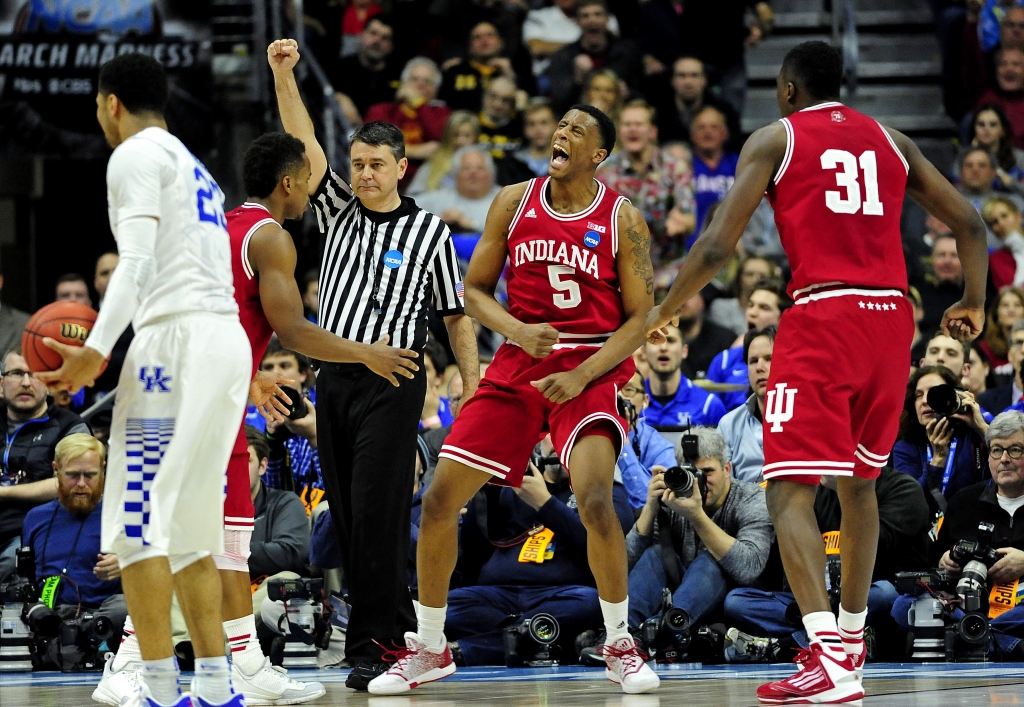 Kentucky routs Stony Brook 85-57, gets Indiana next