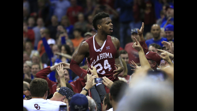 Hield has 39 as Oklahoma tops Iowa State