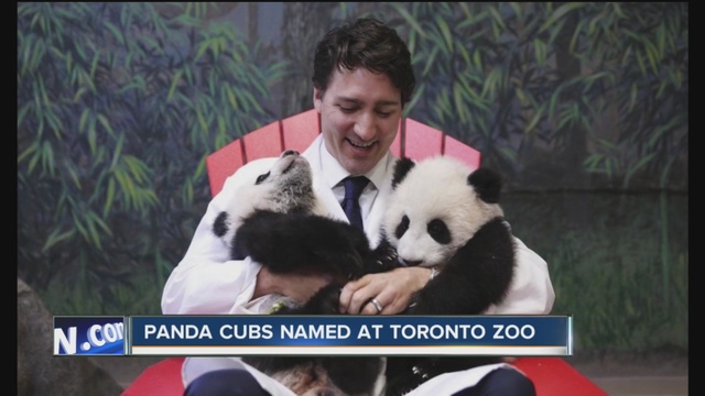 PM Justin Trudeau poses for