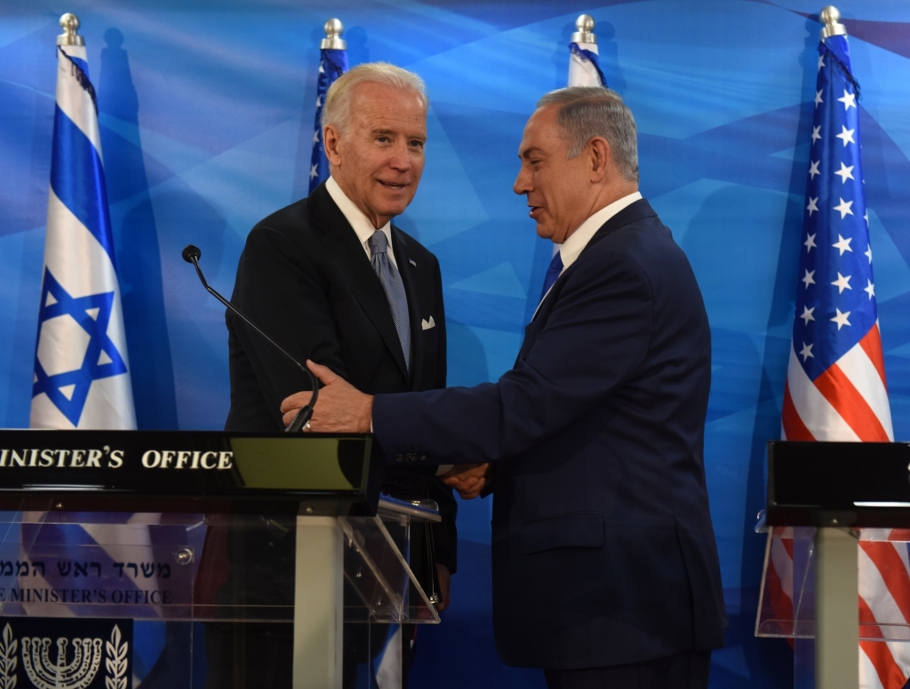 Biden Goes to Israel to Negotiate US Defense Aid in 'Tough Neighborhood&#39