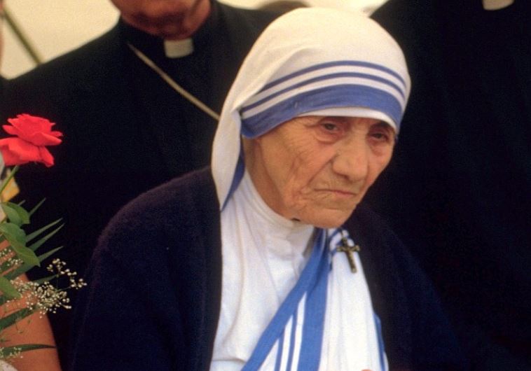 Vatican gives Mother Teresa canonization go ahead