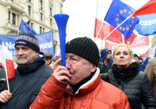 Protests as Polish government rejects constitutional court ruling