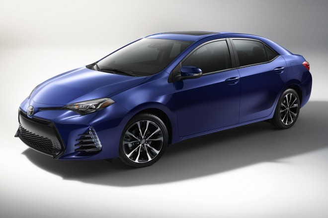 2017 Toyota Corolla XSE Front View From Above 660x438