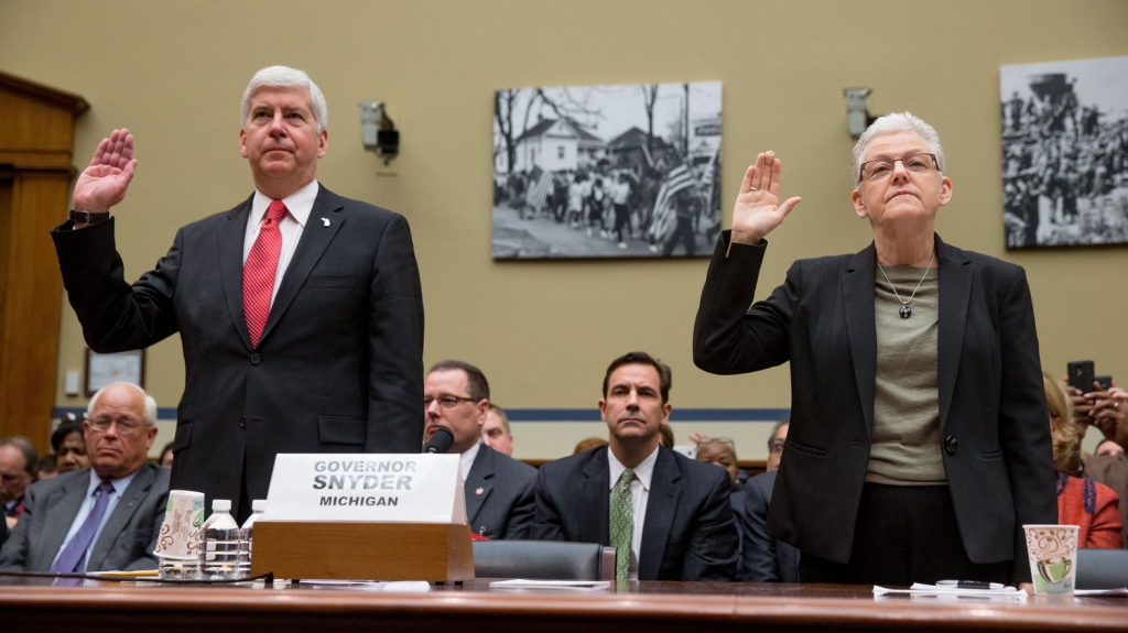 Michigan governor to blame state environmental agency for Flint water debacle