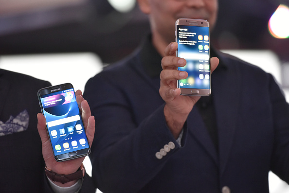 Samsung Galaxy S7 and Galaxy S7 Edge smartphones during their launch