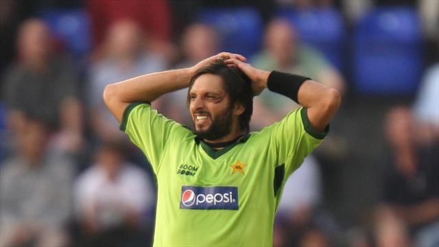 Shahid Afridi clarifies his comments about India