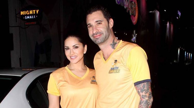 Sunny Leone Sunny Leone slapgate Sunny Leone news Sunny Leone latest news Sunny Leone journalist Sunny Leone slapped journalist Sunny Leone movies Sunny Leone upcoming movies Sunny Leone husband Sunny Leone twitter Sunny Leone slapgate news ent