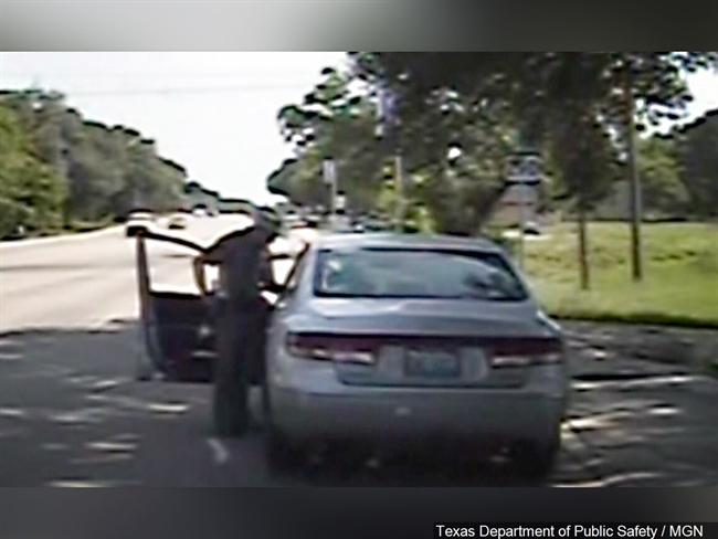 Texas trooper indicted over Sandra Bland stop formally fired