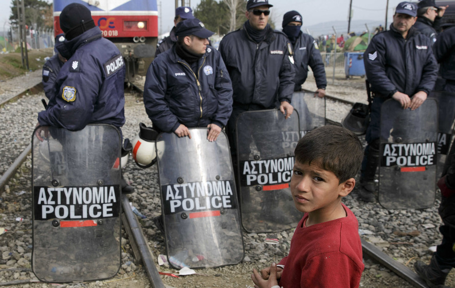 UN Closing borders would ‘trap 70,000 people in Greece