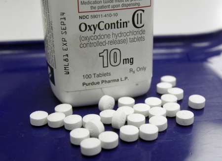 CDC Issues Guidelines to Limit Opioid Painkiller Prescriptions