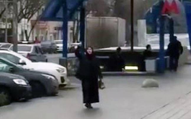 Woman allegedly carrying severed head of child arrested at Moscow train station: reports