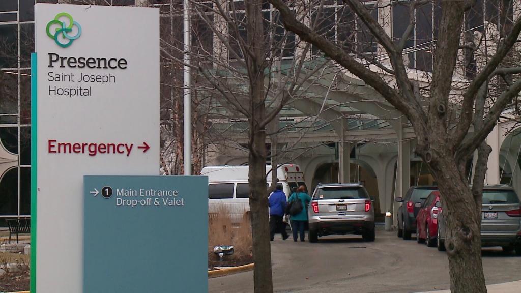 Woman tests positive for Zika virus at Chicago North Side hospital