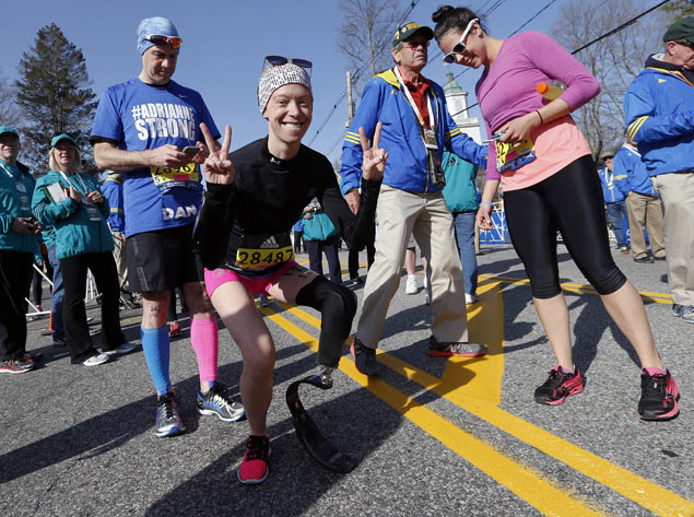 Boston Marathon bombing survivors finish race on prosthetic blades