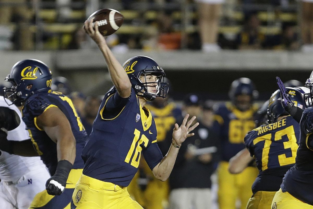 Jared Goff, Carson Wentz go 1-2 in NFL Draft