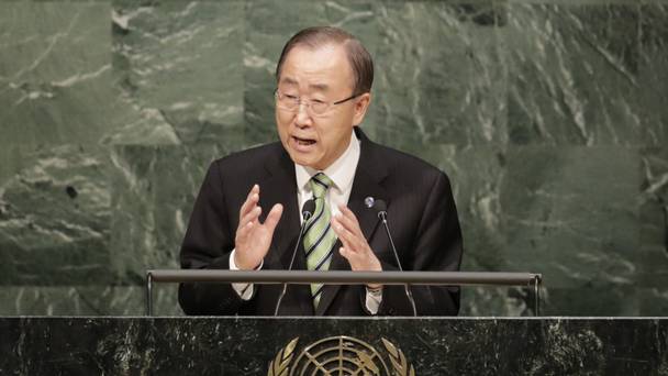 Ban Ki-moon speaks at the signing ceremony for the Paris Agreement at UN headquarters in New York