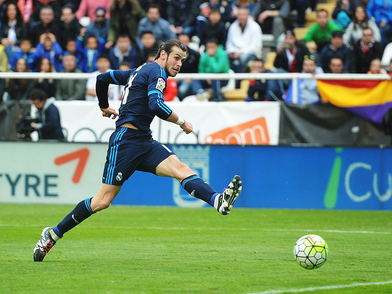 Gareth Bale scores his second and Real Madrid's third