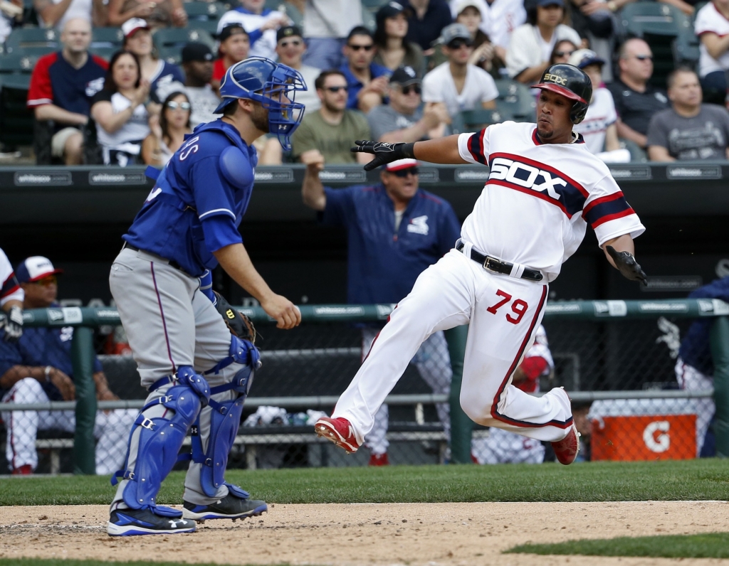 White Sox turn a preposterous, one-of-a-kind triple play