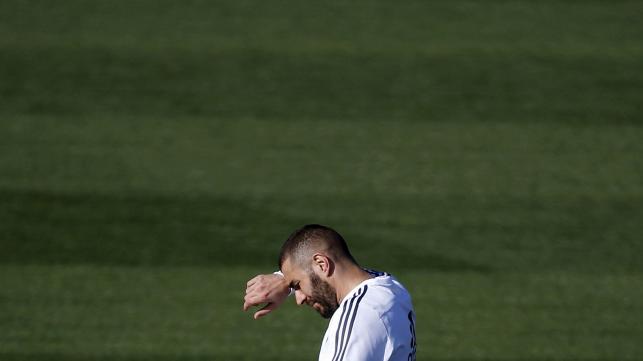 Benzema hurt by France omission