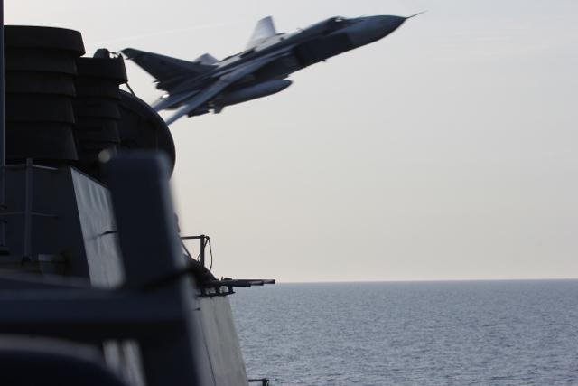 US says Russian planes buzzed Navy ship in Baltic Sea