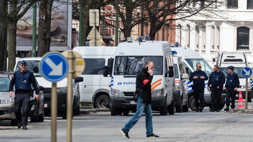 Last main Brussels and Paris suspects held, threat remains