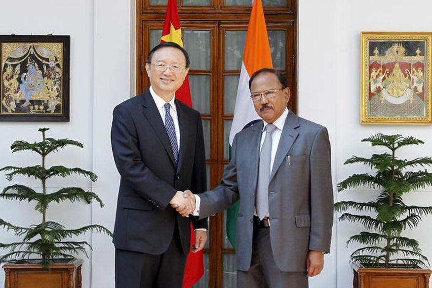 India China to'Peacefully Negotiate Acceptable Border Solution