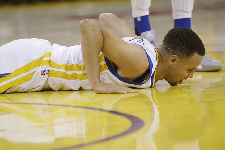 Warriors' Curry has no pain, expected in Game 4