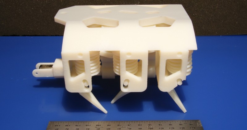 3D printed robot requires no assembly also has liquid parts