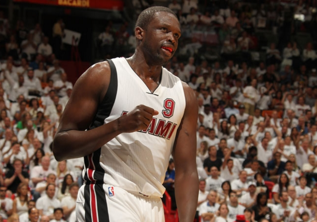 NBA Quick Shots: Miami Heat Demolish Charlotte Hornets 123-91 & Take 1-0 Series Lead