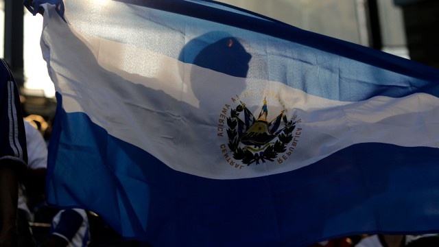 El Salvador flag