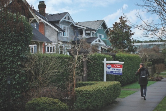 Vancouver housing market shows 'strong evidence' of overvaluation