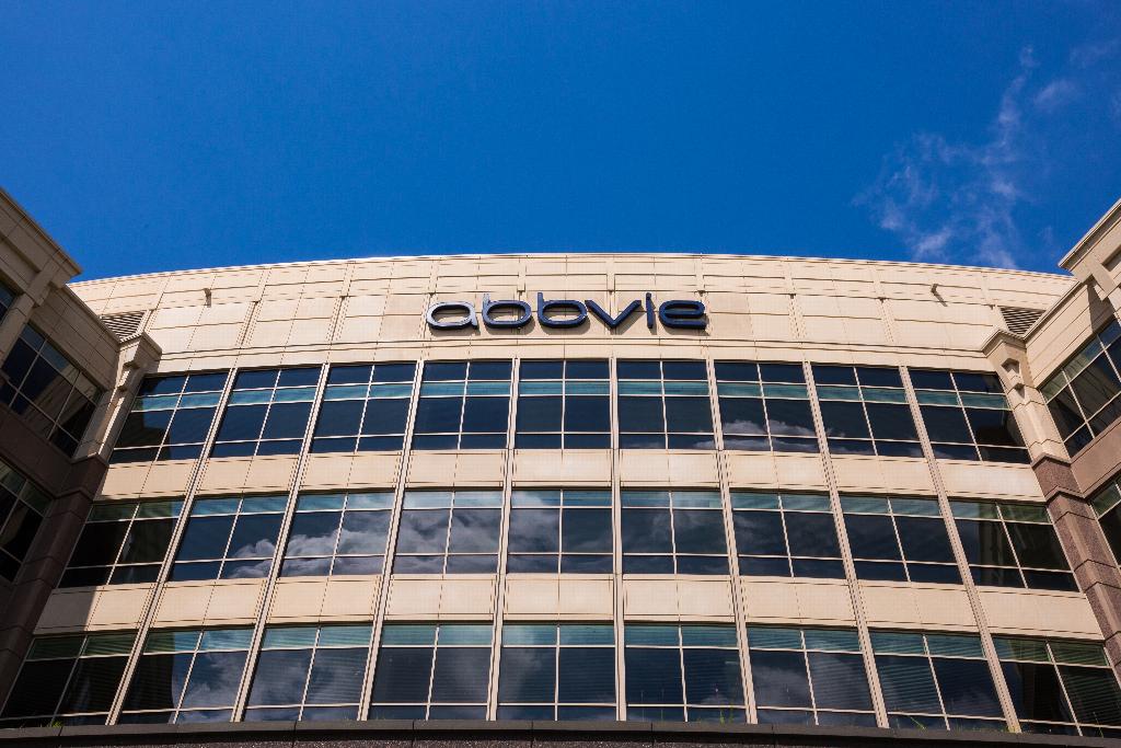 FDA approves AbbVie's new chronic lymphocytic leukemia treatment