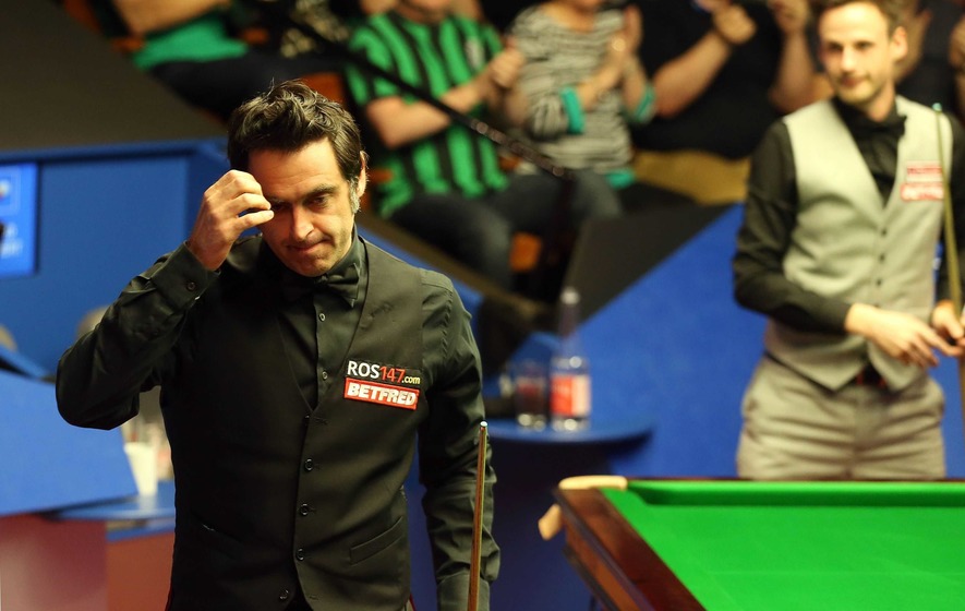 Ronnie O'Sullivan back in snooker spotlight