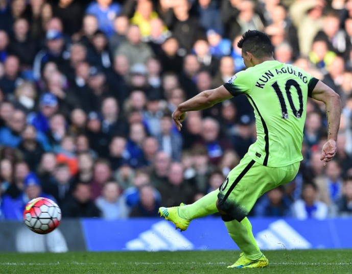 AFP  Ben Stansall Manchester City's Sergio Aguero shoots to score the opening goal against Chelsea at Stamford Bridge