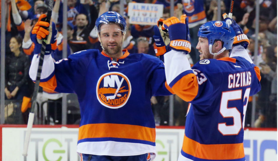 New York Islanders Win and Advance To Second Round