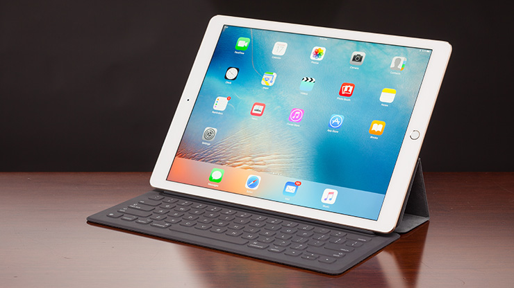 Why Apple's Convinced You'll Love the New Smaller iPad Pro