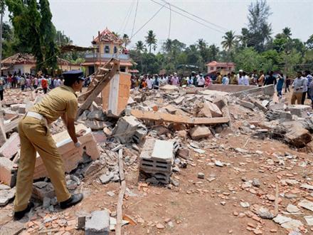 Kerala High Court banned noise-making fireworks at night in all places of worship